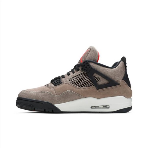 Air Jordan 4 Retro ‘Taupe Haze’